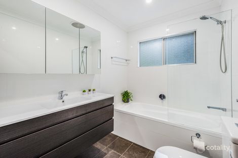 Property photo of 11 Moxham Street Wyoming NSW 2250