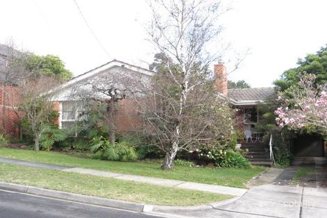 Property photo of 3 Alimar Road Glen Waverley VIC 3150