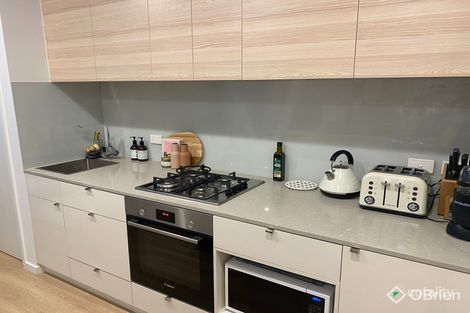 Property photo of 102/6 Queen Street Blackburn VIC 3130