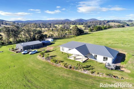 Property photo of 30 Mallyon Close Lochiel NSW 2549