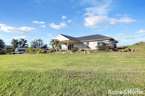 Property photo of 30 Mallyon Close Lochiel NSW 2549