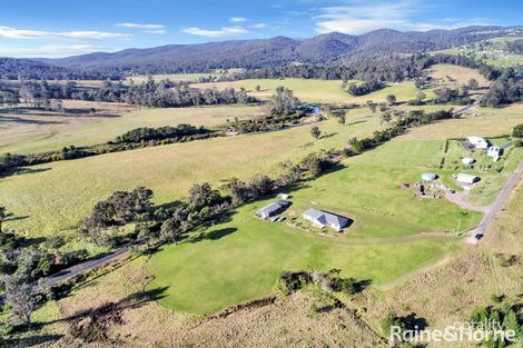 Property photo of 30 Mallyon Close Lochiel NSW 2549
