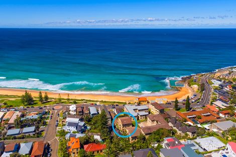 Property photo of 6/62 Carrington Parade Curl Curl NSW 2096