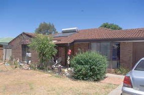 10 Cimbor Way, Parmelia, WA 6167