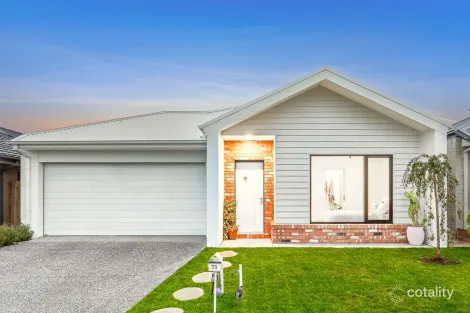 Property photo of 71 Pearlrock Drive Mount Duneed VIC 3217