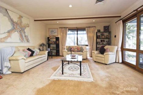 Property photo of 9 Candlebark Close Diamond Creek VIC 3089