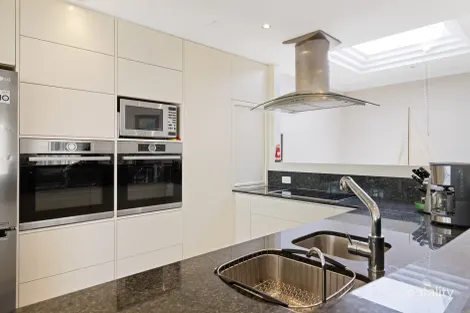 Property photo of 1/103 Silverleaves Avenue Silverleaves VIC 3922