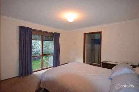 Property photo of 20 Francliff Avenue Spring Gully VIC 3550