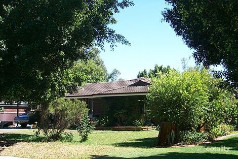 11 Cressida Way, Camillo, WA 6111