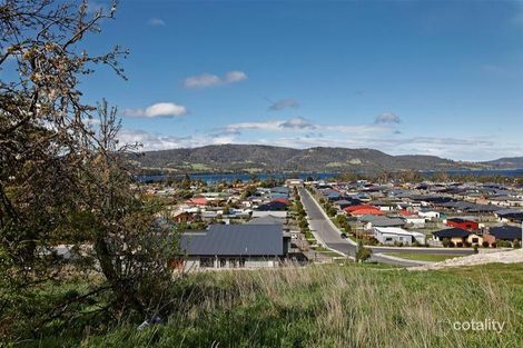 50 Jacaranda Dr, Margate, TAS 7054