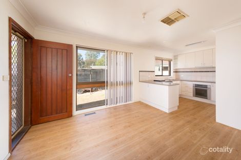 Property photo of 2 Ian Court Wodonga VIC 3690