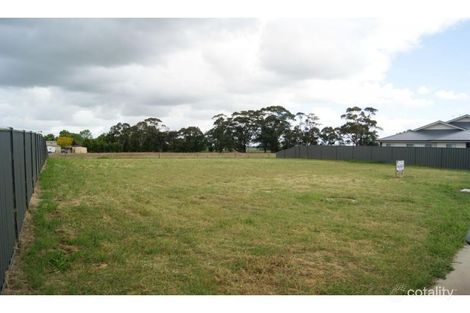 17 Parkinson St, Maffra, VIC 3860