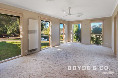 Property photo of 3 Murrell Street Drouin VIC 3818