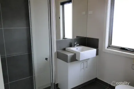 Property photo of 7/64 Escapade Boulevard Craigieburn VIC 3064