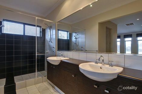 Property photo of 48 Macquarie Boulevard Hammond Park WA 6164