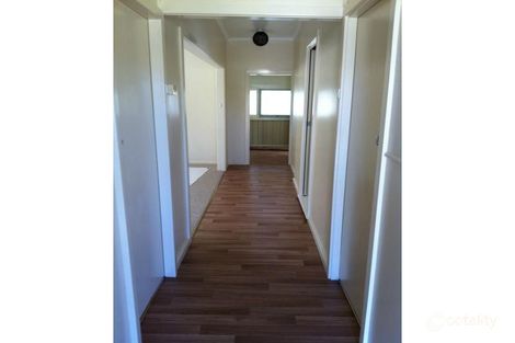 Property photo of 18 Swan Street Marks Point NSW 2280