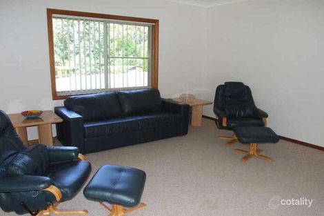 Property photo of 18 Highfields Circuit Port Macquarie NSW 2444