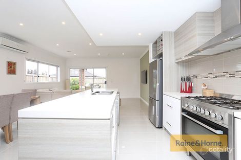 Property photo of 10 Bandon Road Weir Views VIC 3338