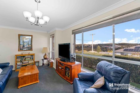 Property photo of 2 Sylvia Place Mount Hutton NSW 2290
