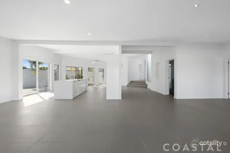 Property photo of 29 Key West Broadbeach Waters QLD 4218