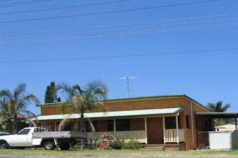 1 Kalaroo Rd, Redhead, NSW 2290