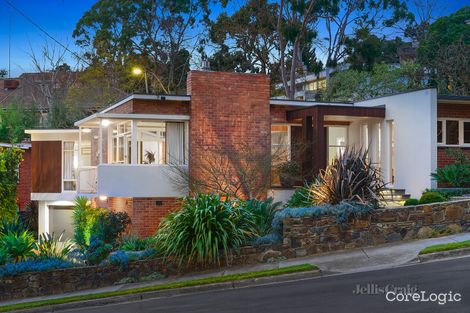 Property photo of 2 Yarra Street Kew VIC 3101