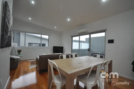 Property photo of 3/9 Austin Crescent Pascoe Vale VIC 3044