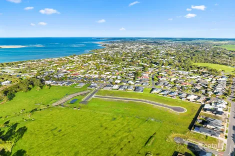 Property photo of 7 Mountain Ash Close Inverloch VIC 3996