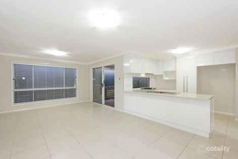 Property photo of 3/16 Swallow Court Newtown QLD 4350