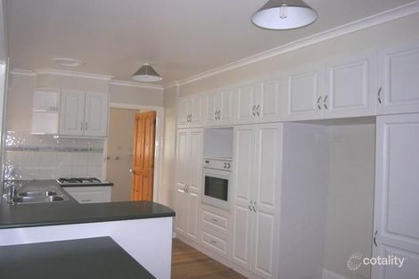 Property photo of 4 Pembroke Road Mooroolbark VIC 3138