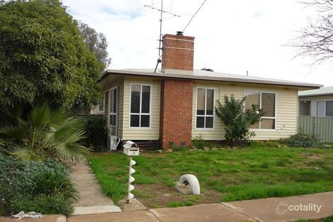 3 Mary St, Charlton, VIC 3525