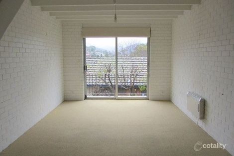 Property photo of 2/1 Dalkeith Court Sandy Bay TAS 7005