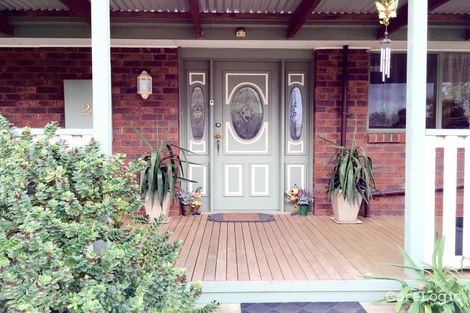 2 Andrew St, Melton South, VIC 3338