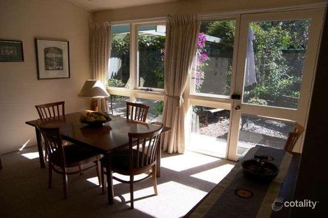 Property photo of 18 Cousins Street Strathdale VIC 3550