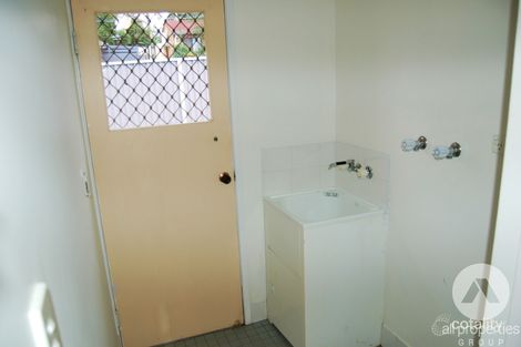 Property photo of 1 Cyril Court Hillcrest QLD 4118