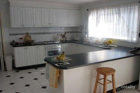 Property photo of 5 Nielsen Court Altona Meadows VIC 3028