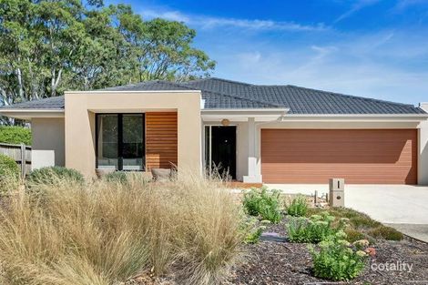 8 Nicholson Pl, Sandhurst, VIC 3977