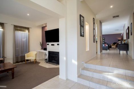 Property photo of 14 Gondolier Terrace Golden Square VIC 3555