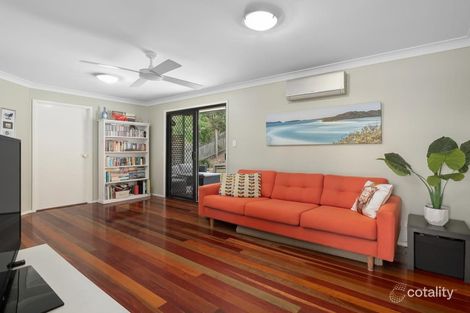 Property photo of 5 Lowood Place Ferny Hills QLD 4055