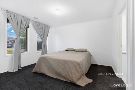 Property photo of 43 Honey Myrtle Way Cranbourne VIC 3977