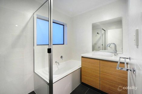 Property photo of 59 Parker Road Cannonvale QLD 4802