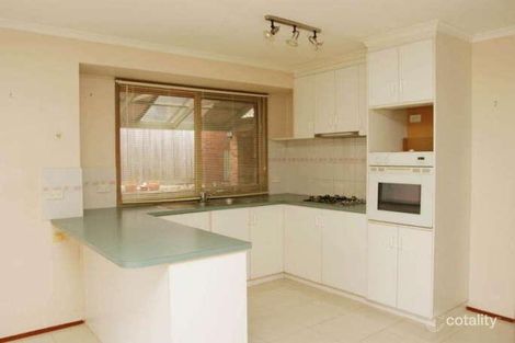 Property photo of 5 Attunga Court Berwick VIC 3806