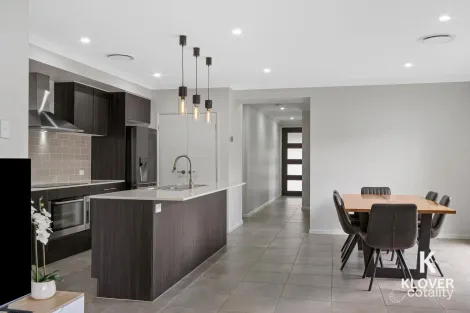 Property photo of 356 Waller Road Park Ridge QLD 4125