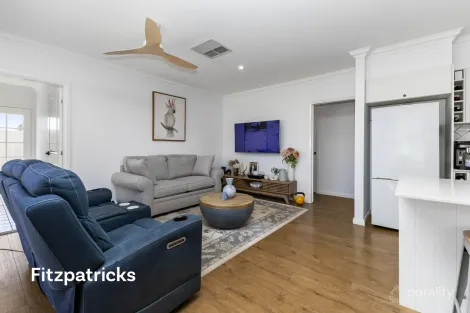 Property photo of 37 Bradman Drive Boorooma NSW 2650