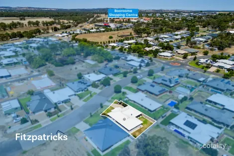 Property photo of 37 Bradman Drive Boorooma NSW 2650