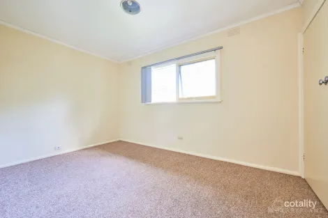 Property photo of 5 Oaklands Crescent Frankston VIC 3199