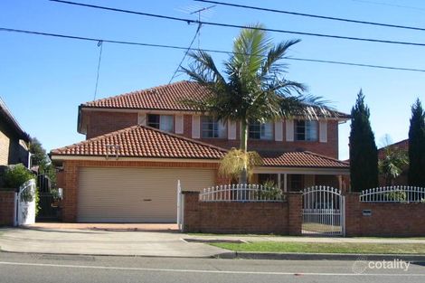11 Thorncraft Pde, Campsie, NSW 2194