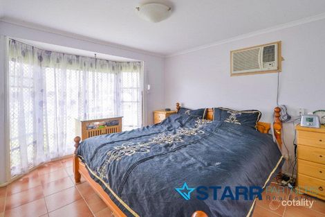 Property photo of 80 Hamlet Crescent Rosemeadow NSW 2560