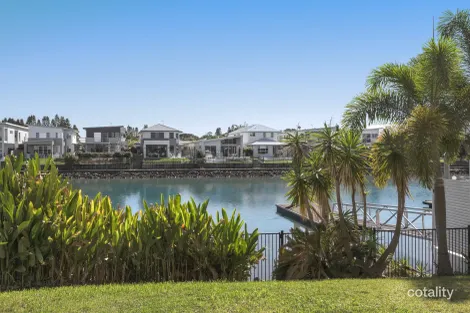 72 North Quay Cct, Hope Island, QLD 4212