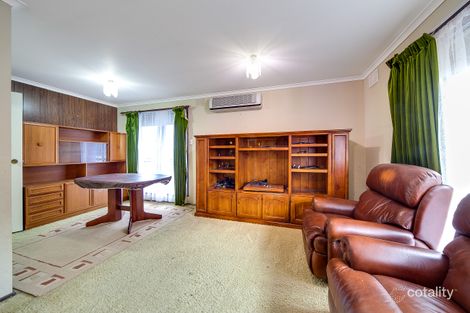 Property photo of 16 Cotham Square Hampton Park VIC 3976